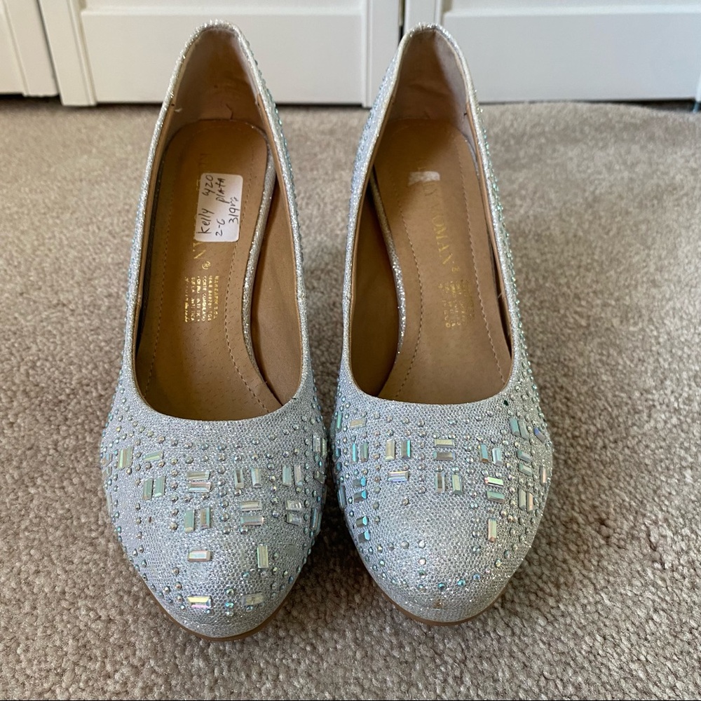 sparkly silver heels size 8